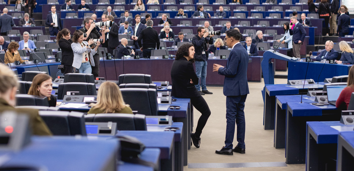 Διχογνωμία στην Ευρωβουλή για την τραγωδία στα Τέμπη